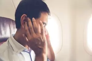 أسباب انسداد الاذن