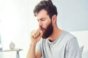 اسباب السعال ومتى يكون السعال خطيرا؟