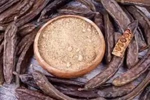 فوائد الخروب للمعدة والقولون