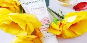 بيوديرما سينسيبيو لايت