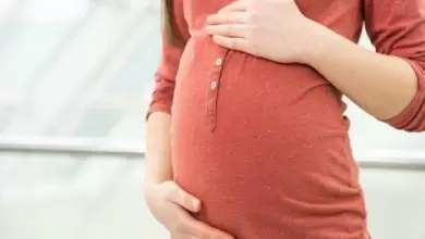 ماذا يحدث في الحمل في الشهر الثالث
