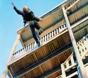 السقوط في المنام