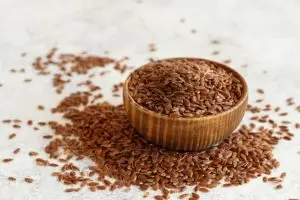 فوائد بذر الكتان للنساء للشعر والوجه