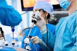 فوائد وعيوب علاج البواسير بدون جراحة بالليزر