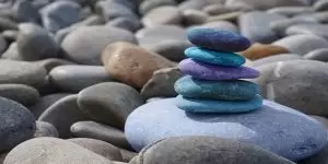 احجار الشاطئ