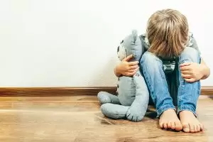 اكتئاب الاطفال، ما الأعراض والأسباب والعلاج؟